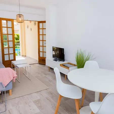 Apartment Isla Saint Tropez Arenal By Rock *